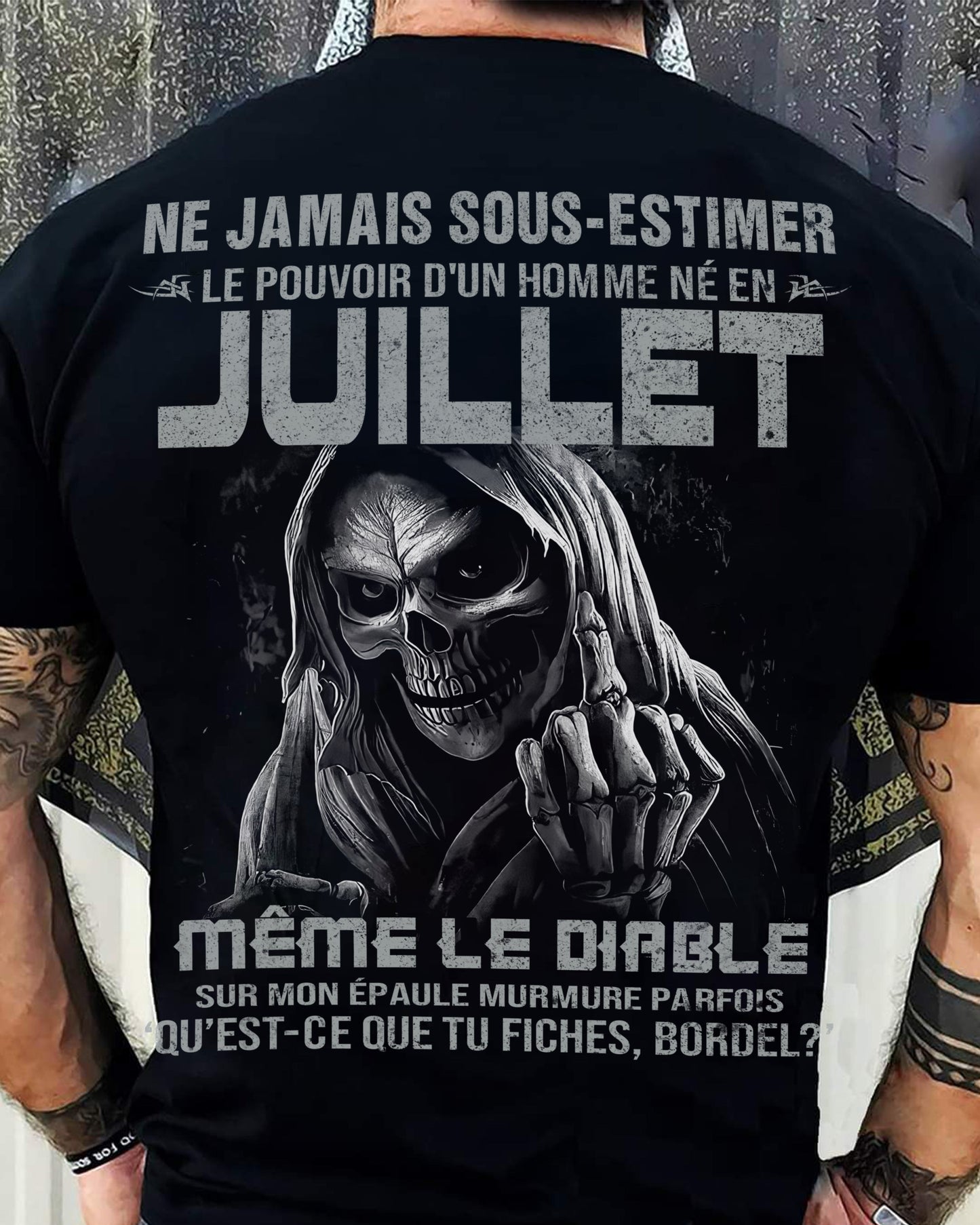 LE POUVOIR D’UN HOMME NÉ EN – T-SHIRT POUR HOMME – ntnt07 (SKU08-61-07)