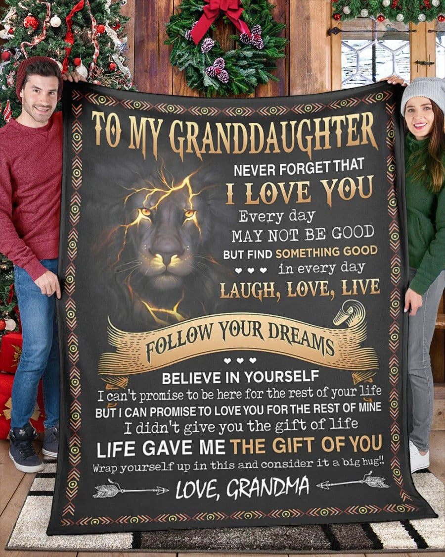BLANKET FOR GRANDDAUGHTER – COMFORT & WARMTH GIFT FROM GRANDMA  Sherpa Fleece Quilt Blanket hnds00 (SKUB09-41)