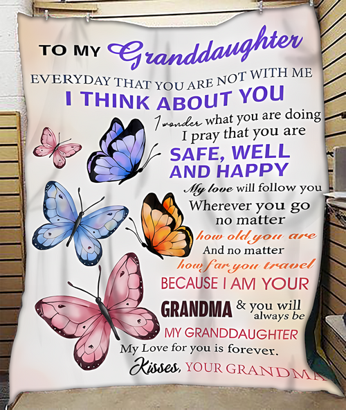 BLANKET FOR GRANDDAUGHTER – COMFORT & WARMTH GIFT FROM GRANDMA  Sherpa Fleece Quilt Blanket hnds00 (SKUB-BLK-GMD1)