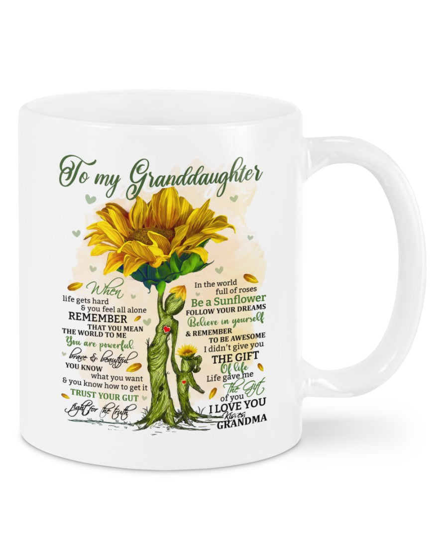 TO GRANDDAUGHTER MUG 02 - GIFT FROM GRANDMA - TRNN00