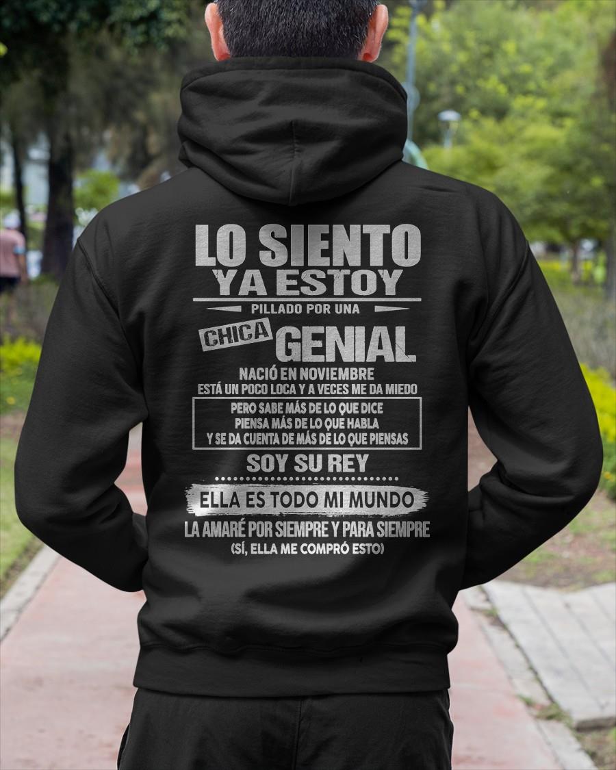 Noviembre - Chica genial nació en noviembre - Regalo especial para novio - Black - T11 (SKU05-80-11)
