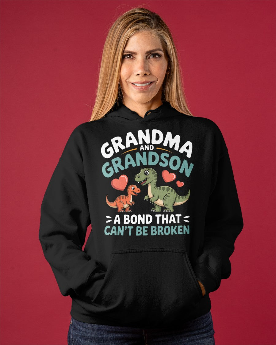 GRANDMA AND GRANDSON A BOND THAT CAN'T BE BROKEN DINOSAUR UNISEX T-SHIRT - ntnt00 (SKU-GMS5)