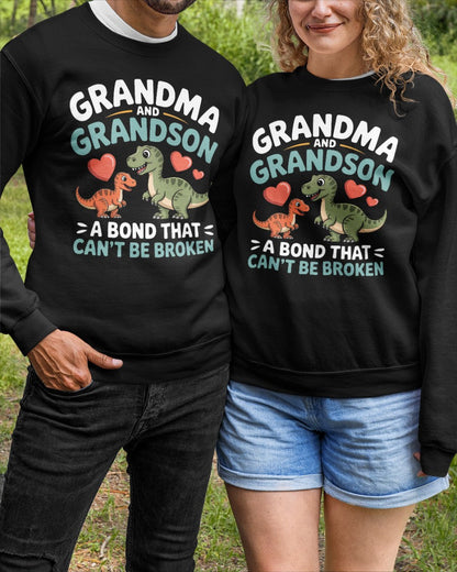 GRANDMA AND GRANDSON A BOND THAT CAN'T BE BROKEN DINOSAUR UNISEX T-SHIRT - ntnt00 (SKU-GMS5)